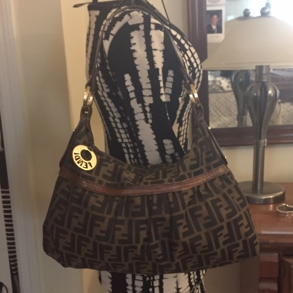 FENDI Zucca, jacquard hobo in Tobacco monogram - Picture 3 of 8